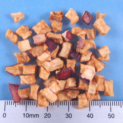 Organic apple cubes crunchy 6x6x10 mm