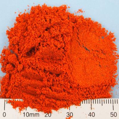 Organic sweet paprika powder